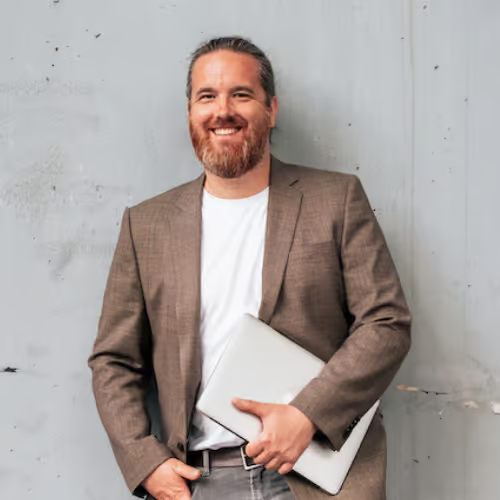 SEO Strategie Beratung in Rosenheim mit Robert Rosenberg für individuelle Kundenlösungen und professionelle Angebotserstellung.