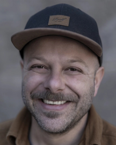Dominik Mayer aus Rosenheim bei Video, Foto und Grafikarbeiten mit 3D Elementen